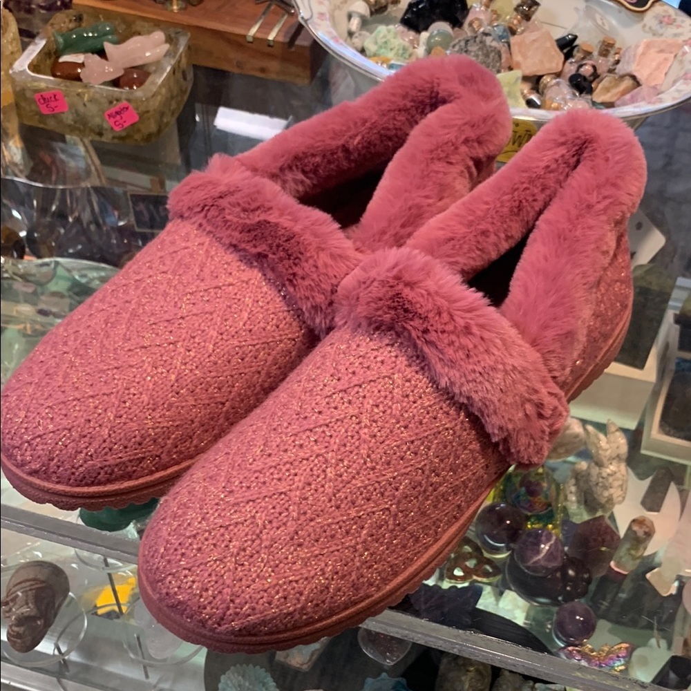 Skechers sparkle lite memory foam house slippers furry new QVC pink